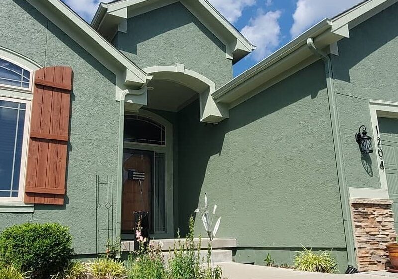 c RonStifter voyageexterior 1661472621007