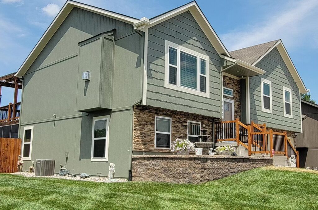 Exterior House Painter