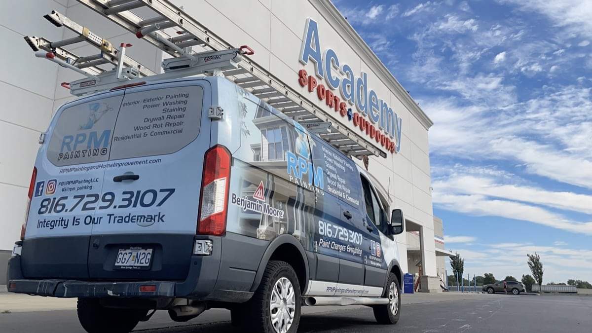 Commercial Power washing in Belton Missouri