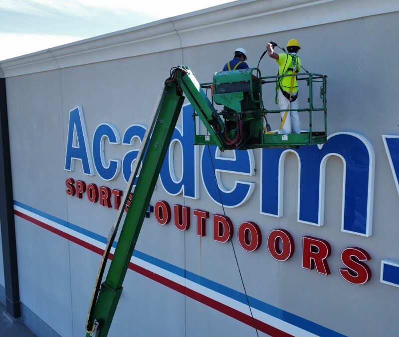 Commercial Power washing in Belton Missouri